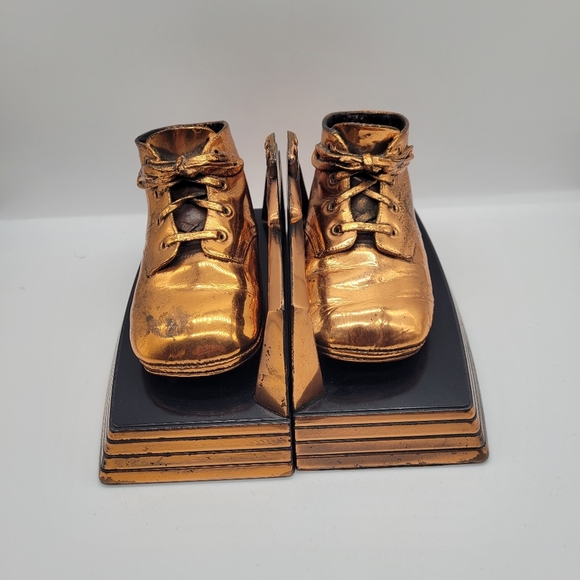 VTG Pair Brass Bronze Color Baby Shoe Slipper Bookends Book End Sculpture Prop - Picture 2 of 12